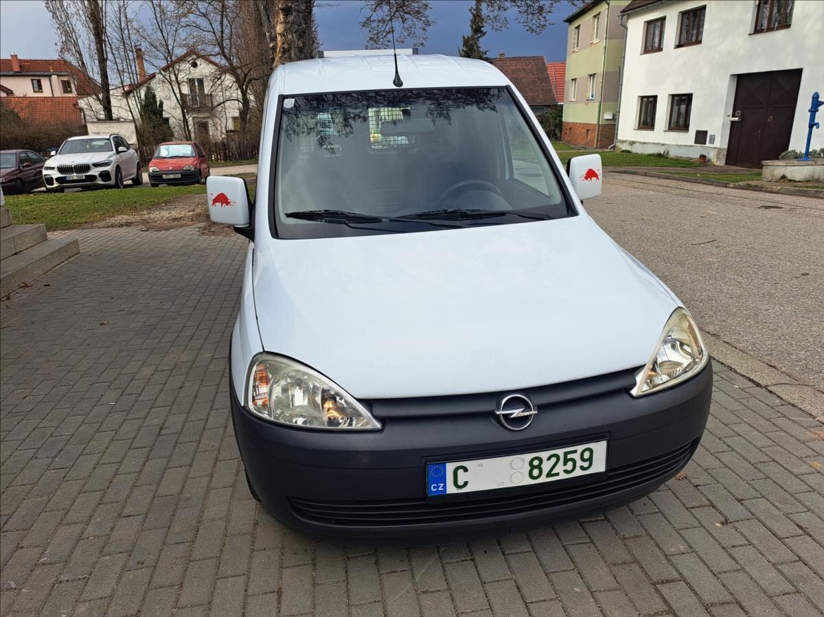 Opel Combo Skříň 1,2 l 55 kw