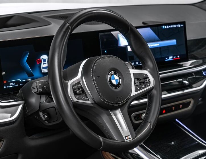 BMW X7 15