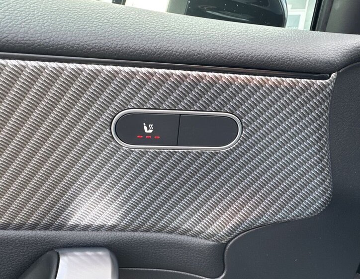 Mercedes-Benz Třídy A Hatchback 1,3 l 120 kw