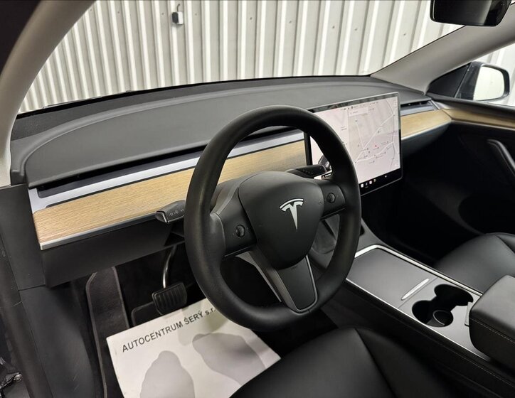 Tesla Model Y SUV 0,0 378 kw