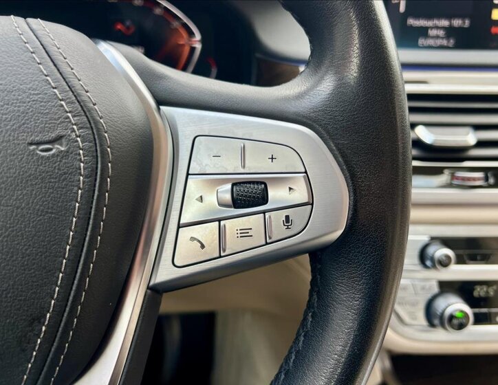 BMW Řada 7 Ostatní 3,0 l 210 kw