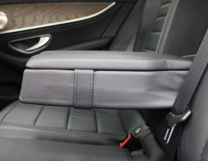 Mercedes-Benz Třídy E 31