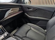 Audi Q8 Hatchback 3,0 l 250 kw