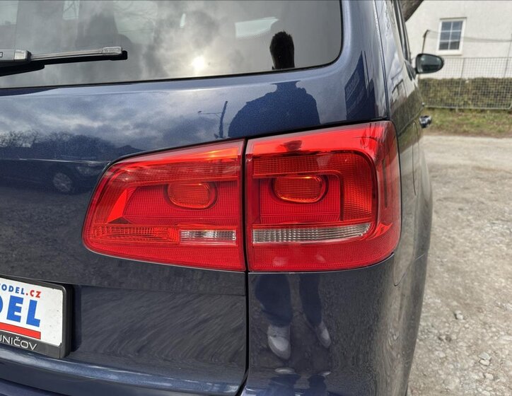 Volkswagen Touran MPV 2,0 l 103 kw