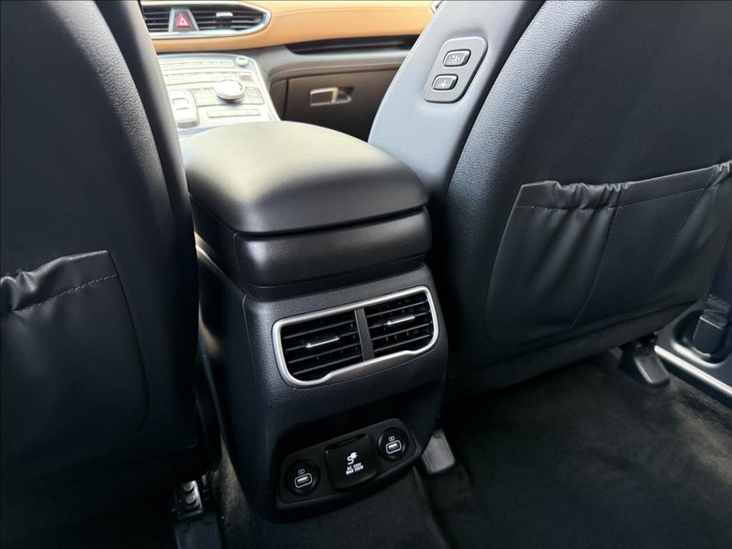 Hyundai Santa Fe SUV / Terénní 2,2 l 142 kw