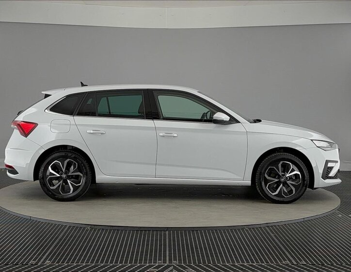 Škoda Scala Hatchback 1,5 l 110 kw