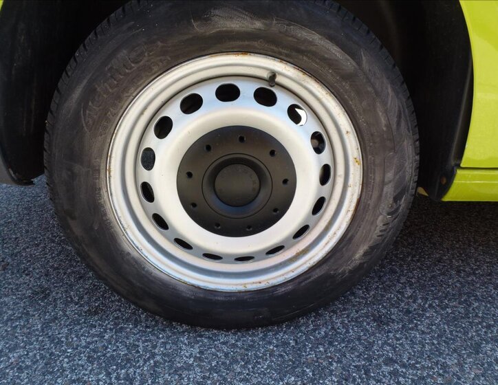 Volkswagen Caddy Skříň 1,9 l 77 kw