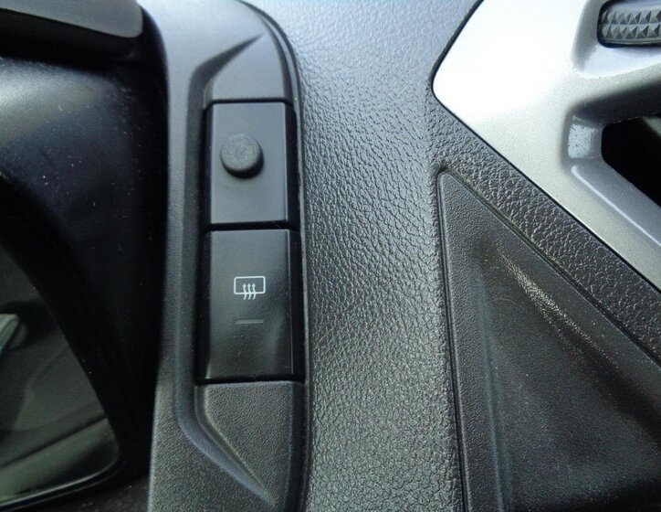 Ford Transit Custom Ostatní 2,0 l 77 kw