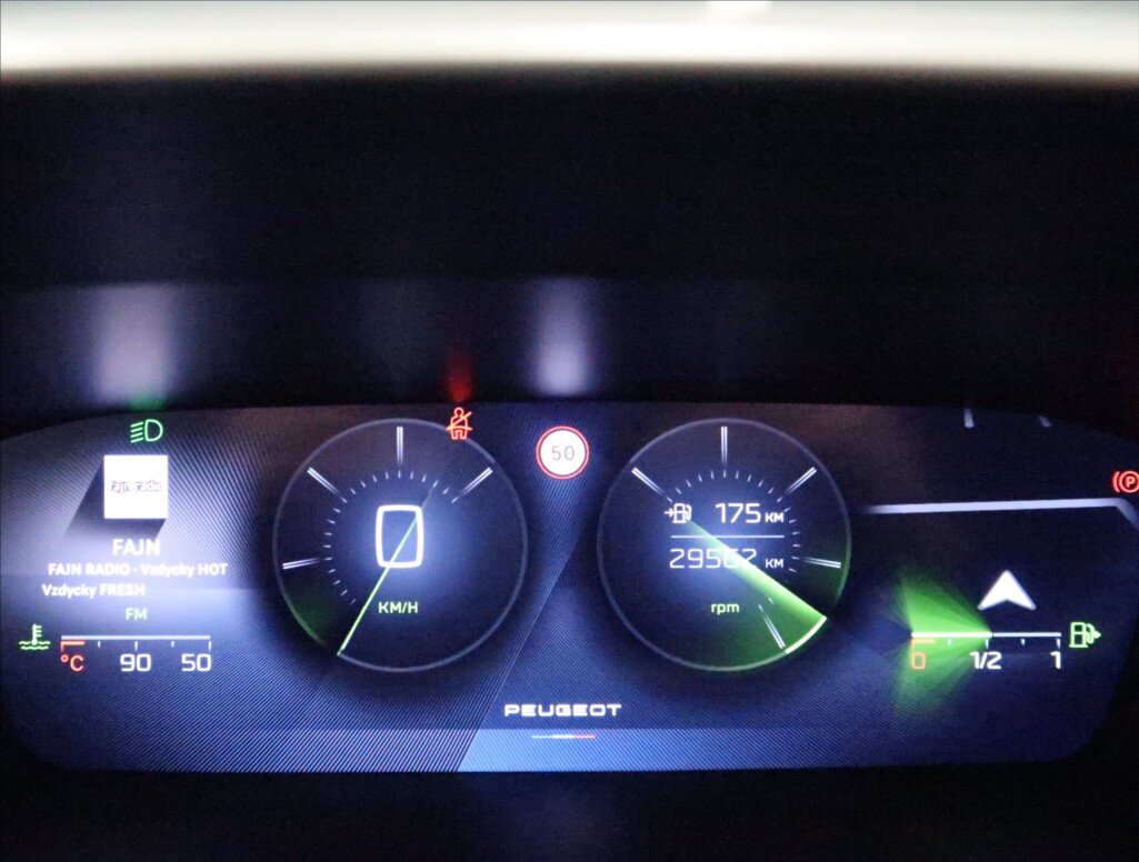 Peugeot 308 Kombi 1,2 l 96 kw