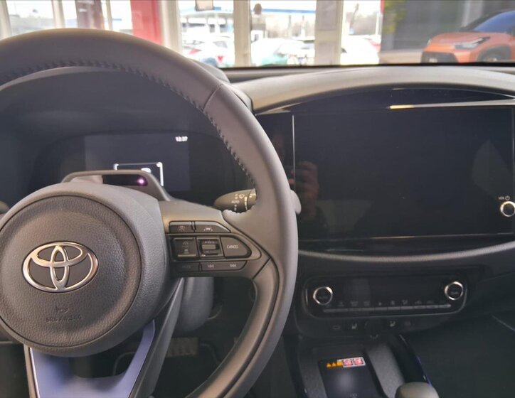 Toyota Aygo Hatchback 1,5 l 85 kw