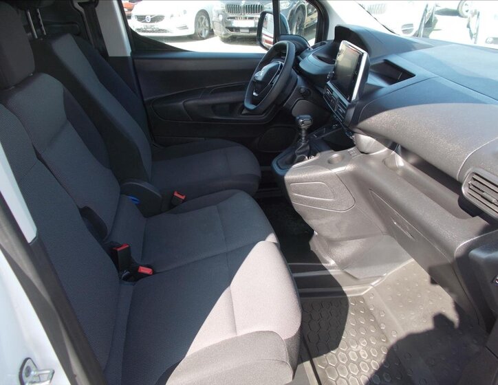 Peugeot Partner 24