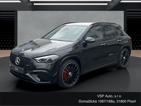 Mercedes-Benz GLA SUV / Terénní 2,0 l 235 kw
