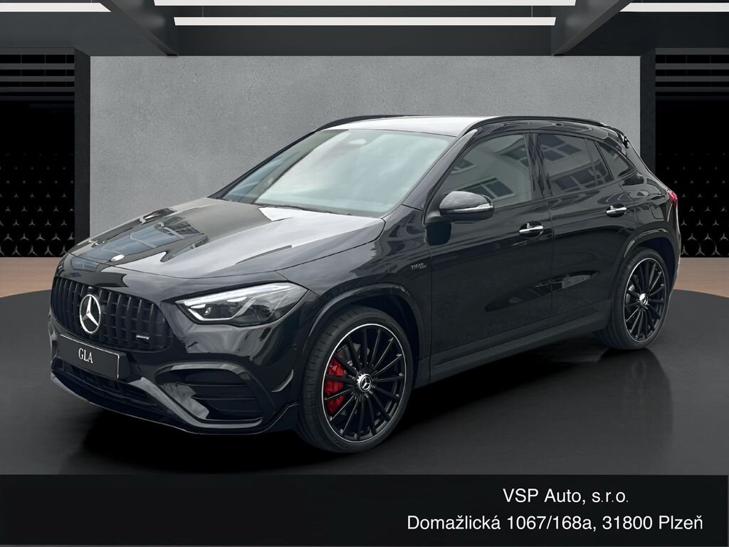 Mercedes-Benz GLA SUV / Terénní 2,0 l 235 kw