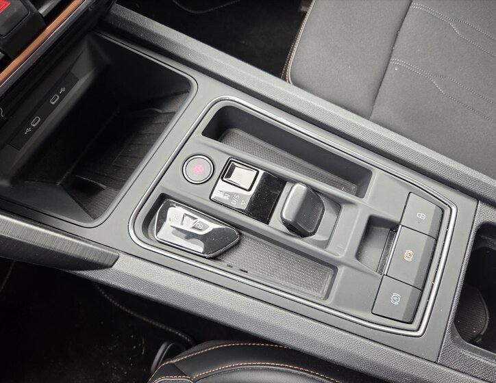 Cupra Formentor SUV / Terénní 1,5 l 110 kw