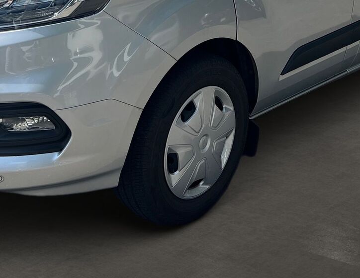 Ford Transit Custom 6