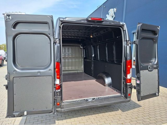 Peugeot Boxer Skříň 2,2 l 132 kw