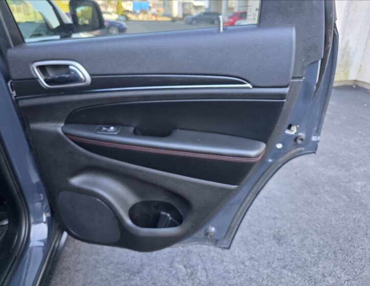 Jeep Grand Cherokee SUV / Terénní 3,0 l 184 kw