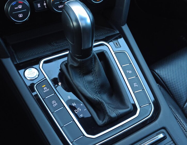 Volkswagen Passat 25