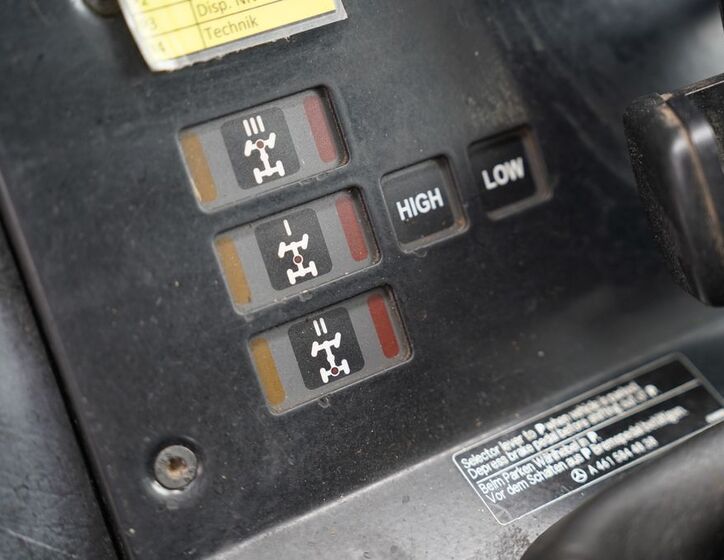 Mercedes-Benz Třídy G 33