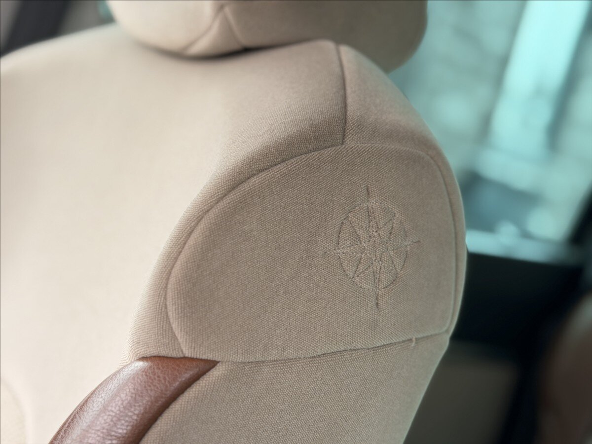 Peugeot 807 MPV 2,2 l 94 kw