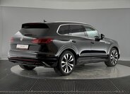 Volkswagen Touareg SUV / Terénní 3,0 l 210 kw
