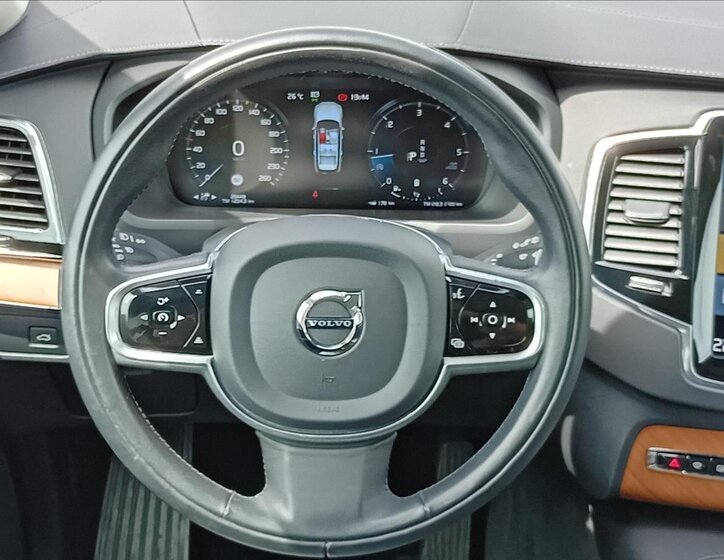 Volvo XC90 SUV 2,0 l 173 kw