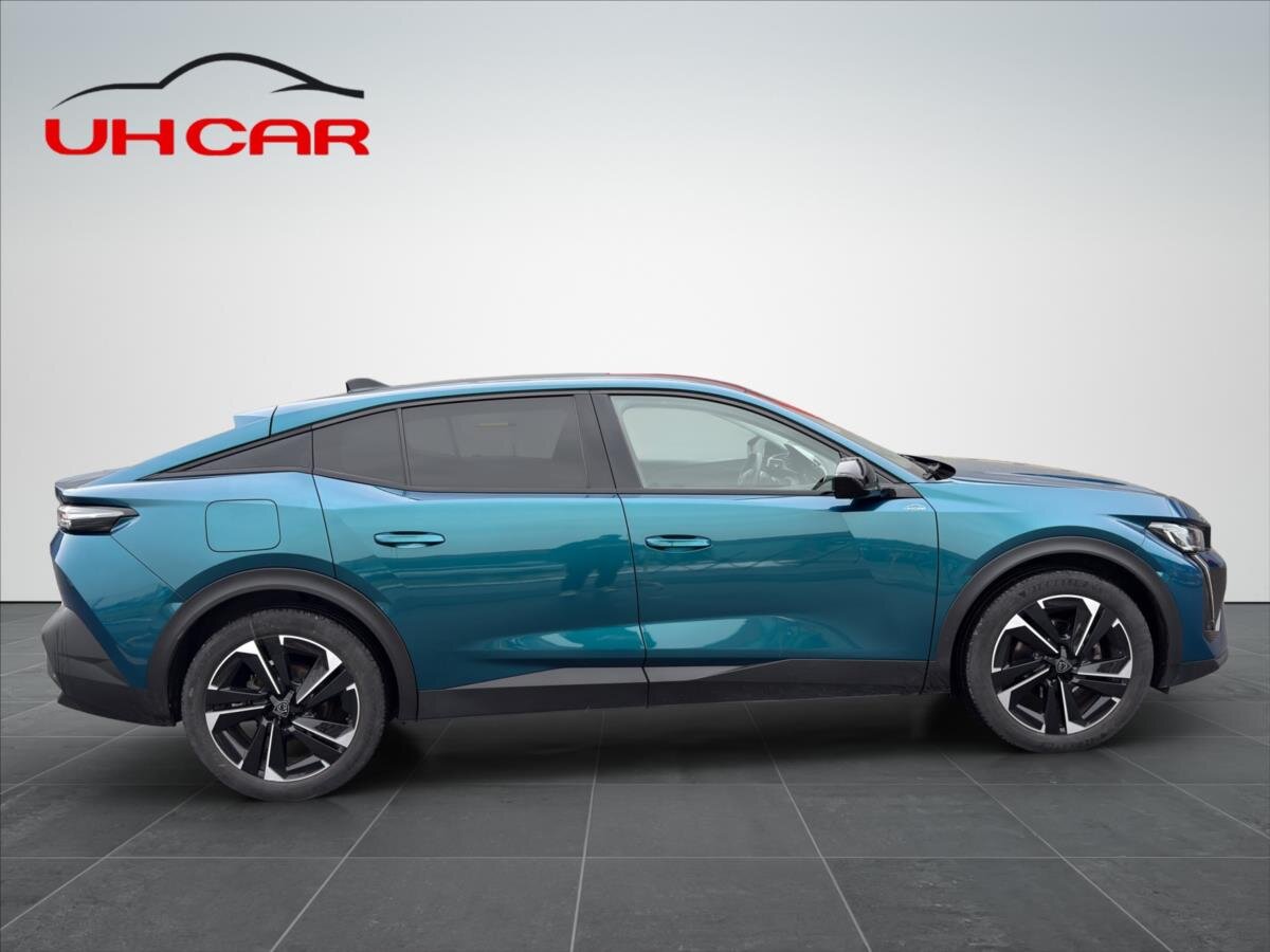 Peugeot 408 Liftback 1,2 l 96 kw