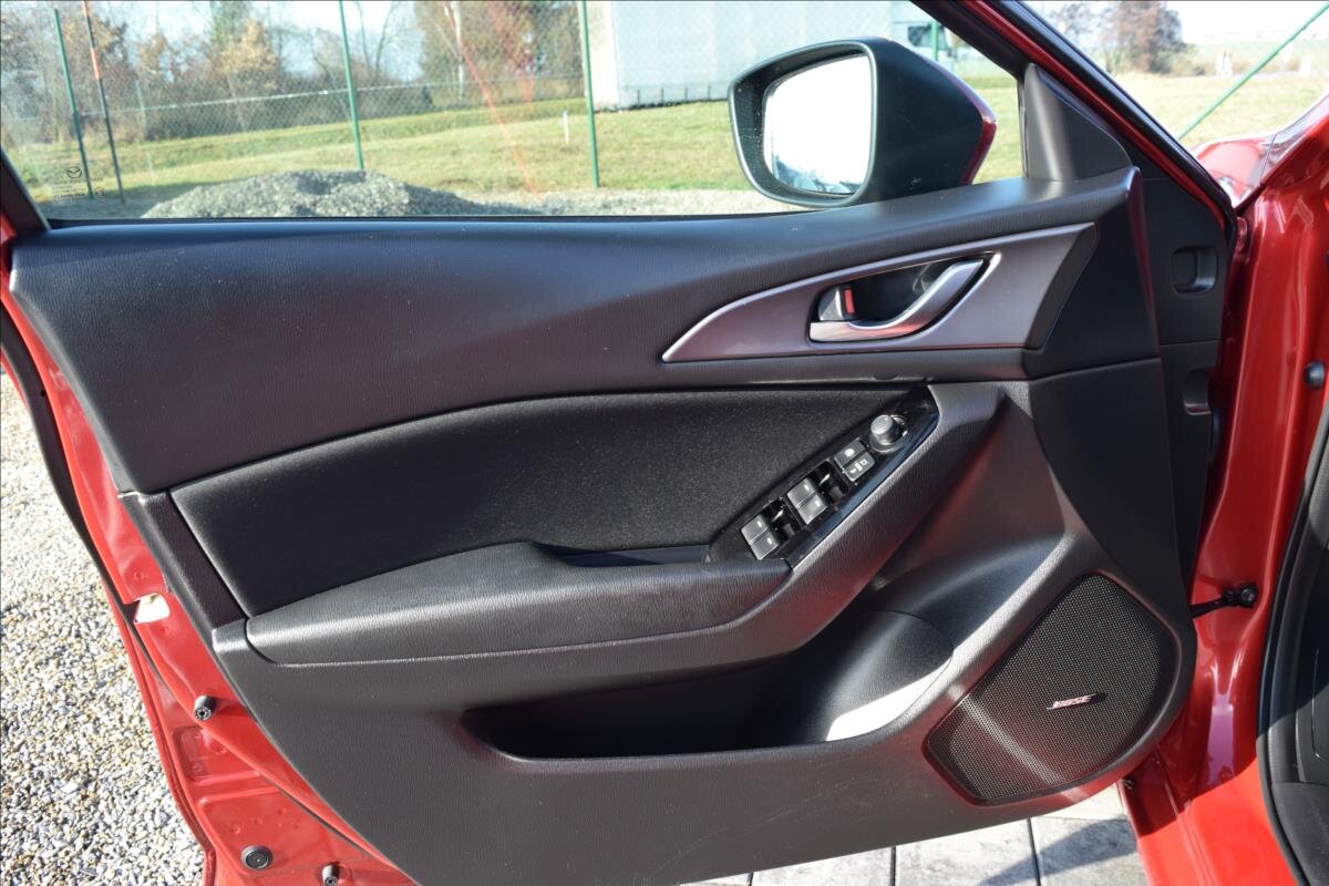 Mazda 3 Hatchback 2,0 l 121 kw