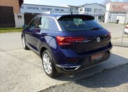 Volkswagen T-Roc SUV / Terénní 2,0 l 110 kw