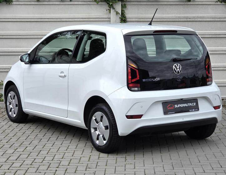 Volkswagen up! 4