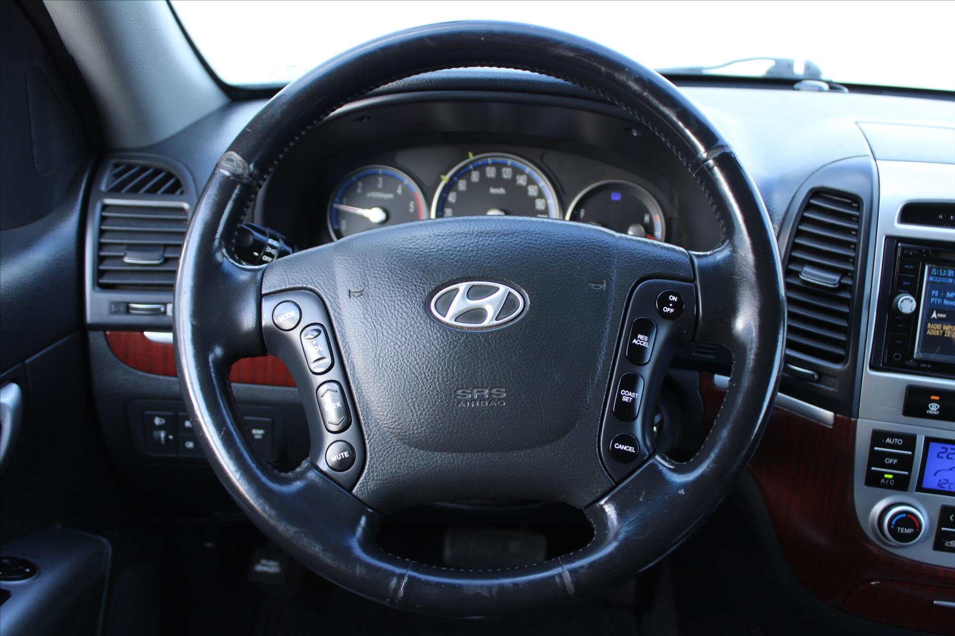 Hyundai Santa Fe SUV / Terénní 2,2 l 114 kw