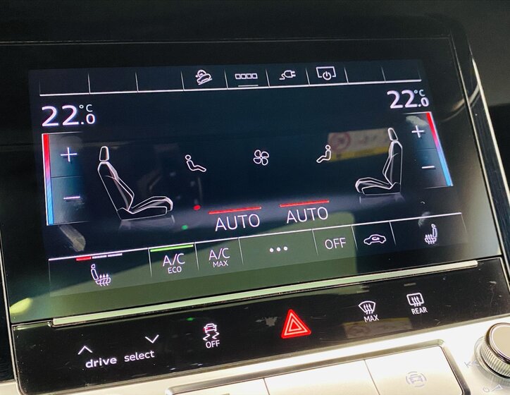 Audi e-tron SUV 0,0 370 kw