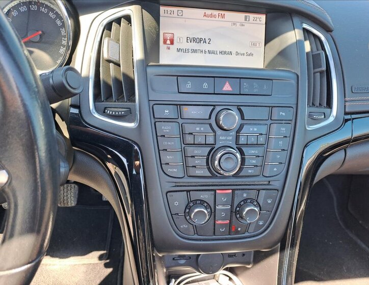 Opel Cascada Kabriolet 2,0 l 121 kw