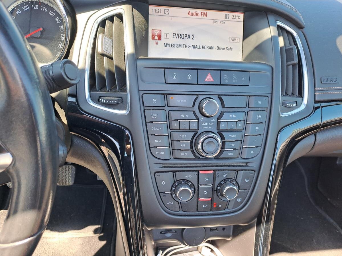 Opel Cascada Kabriolet 2,0 l 121 kw