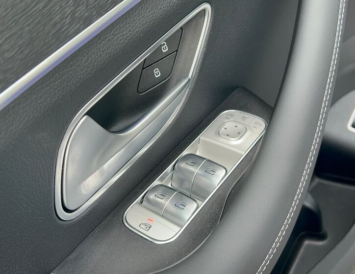 Mercedes-Benz GLE SUV 2,0 l 260 kw