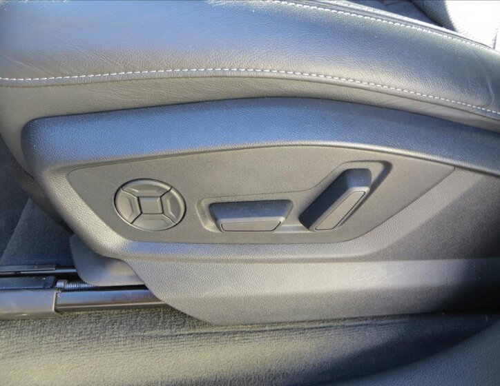 Audi Q7 SUV / Terénní 3,0 l 210 kw