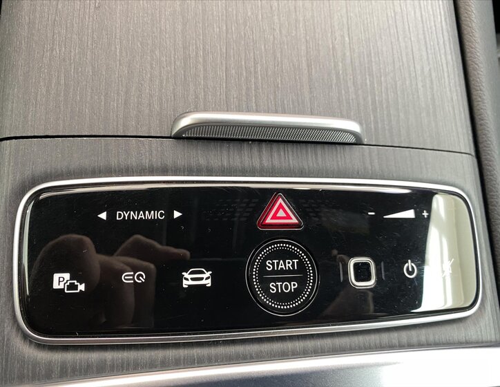 Mercedes-Benz EQS SUV / Terénní 0,0 330 kw