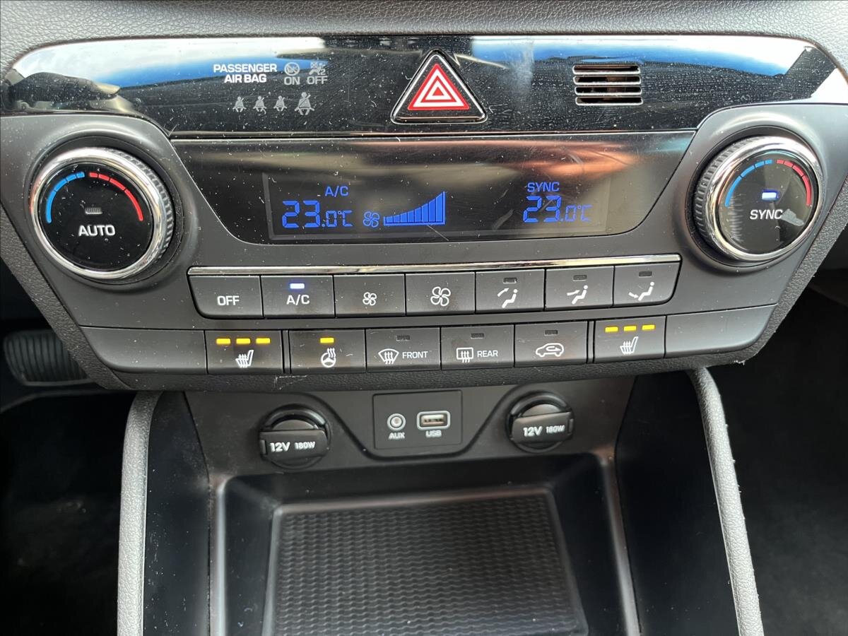 Hyundai Tucson SUV 2,0 l 100 kw