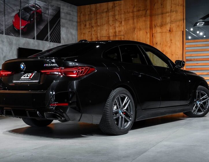 BMW Řada 4 Sedan / Limuzína 3,0 l 275 kw