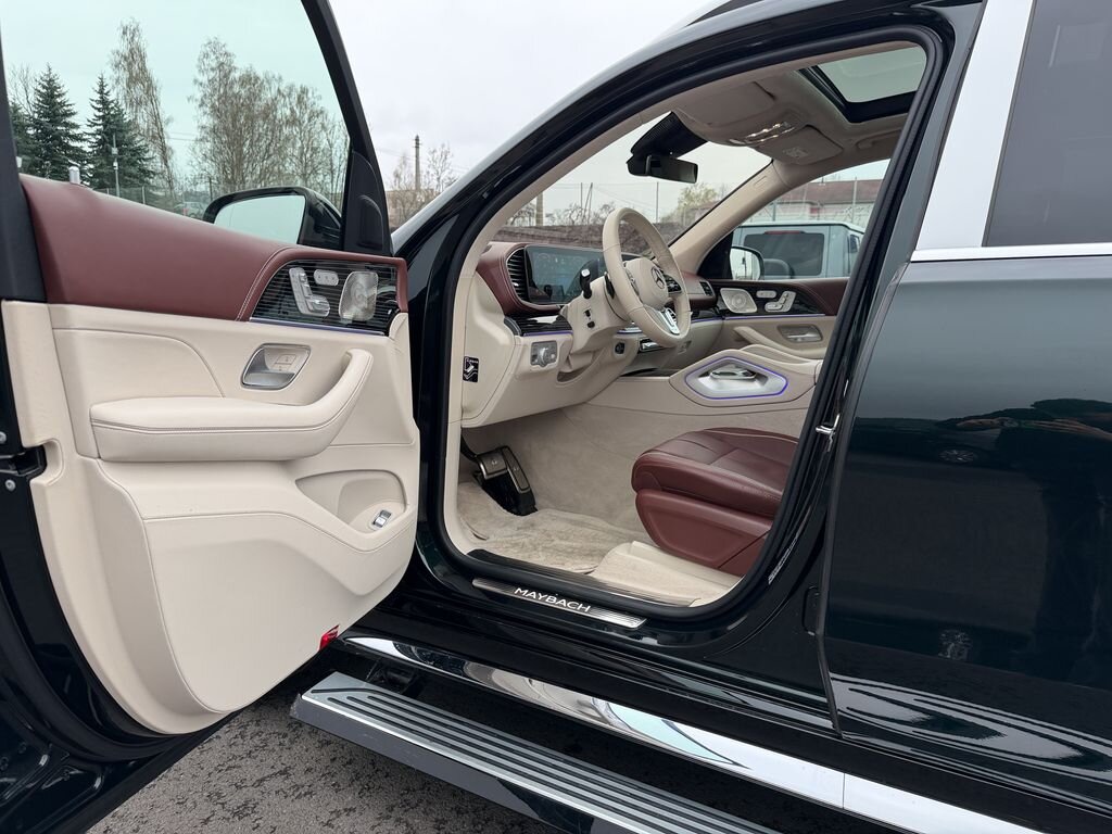 Mercedes-Benz GLS SUV / Terénní 4,0 l 410 kw