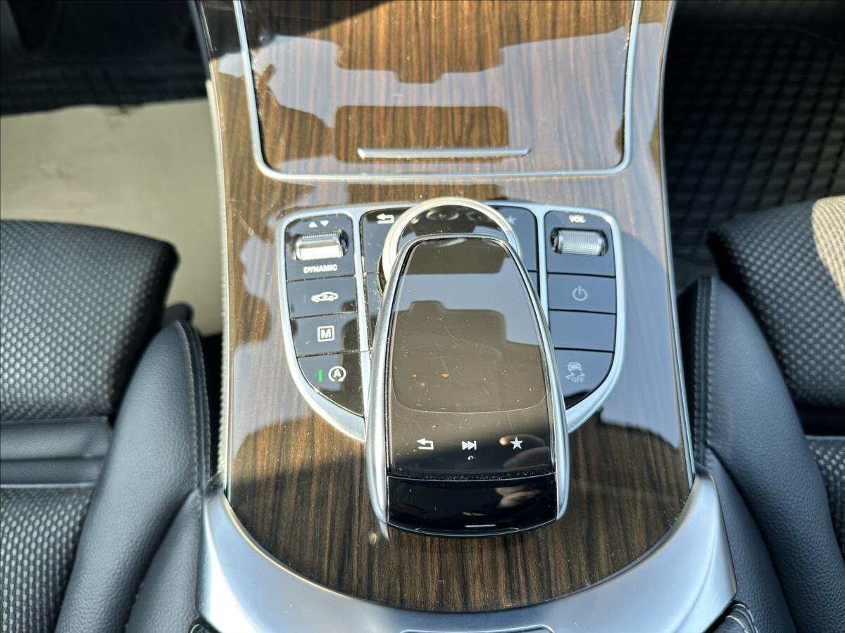 Mercedes-Benz GLC SUV / Terénní 3,0 l 190 kw