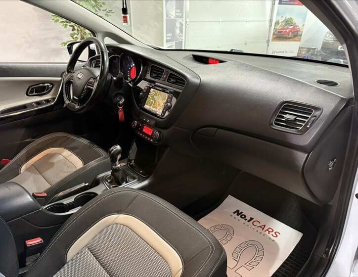 KIA Ceed Hatchback 1,6 l 94 kw