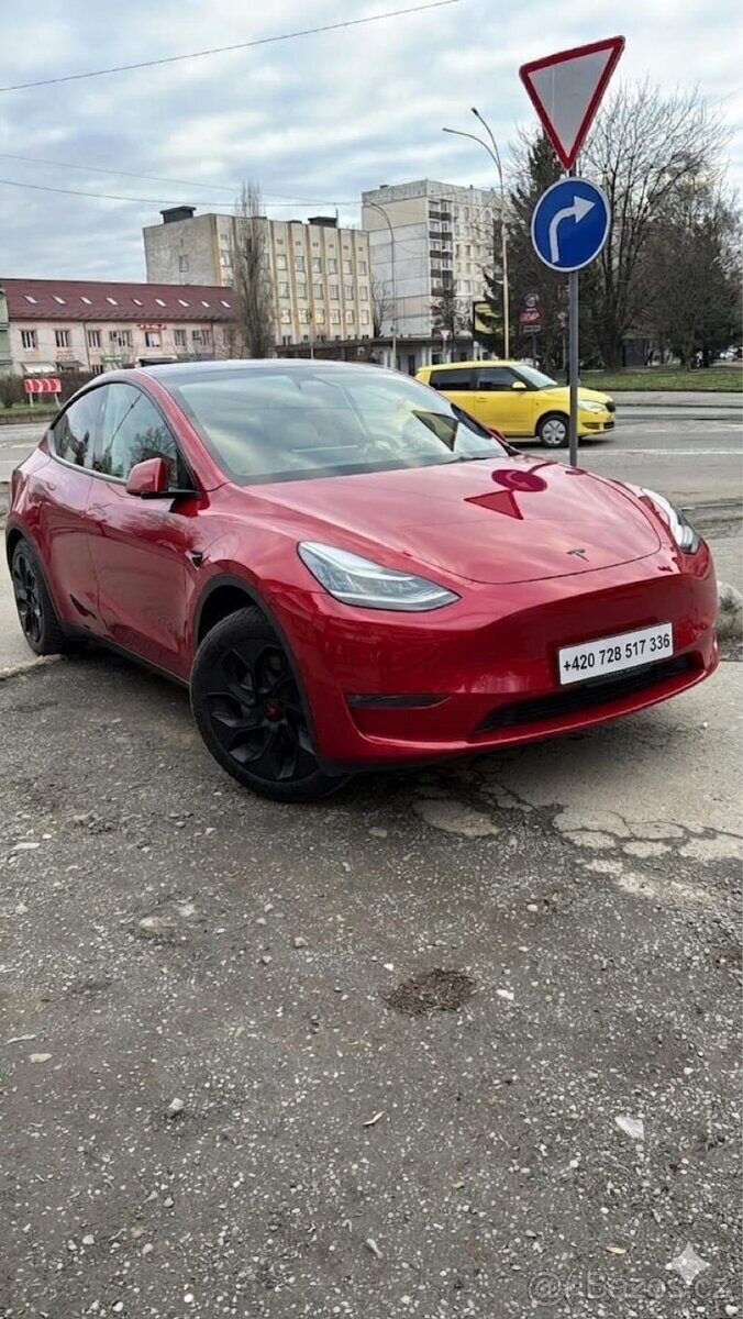 Tesla Model Y SUV / Terénní 0,0 255 kw