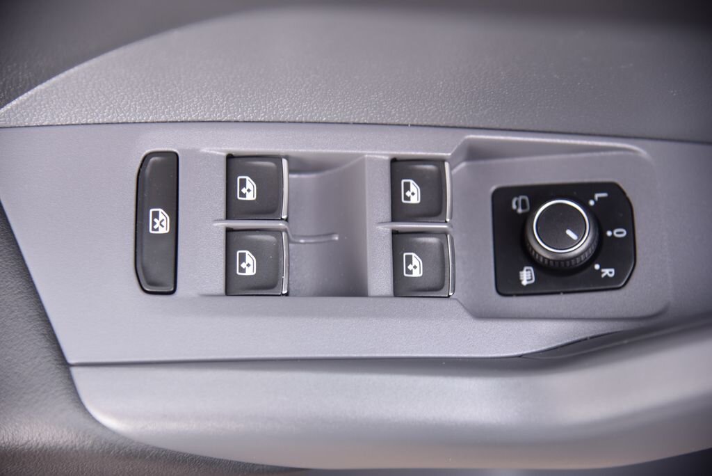 Volkswagen T-Cross SUV / Terénní 1,5 l 110 kw