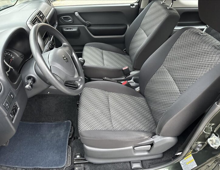 Suzuki Jimny 12