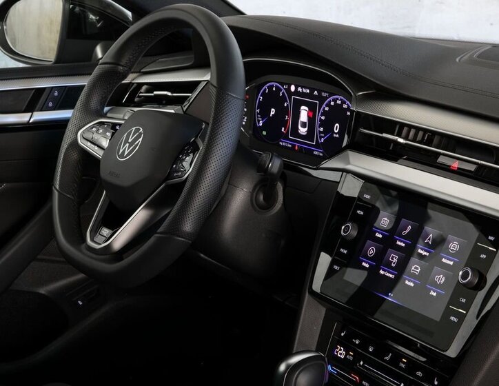 Volkswagen Arteon Liftback 2,0 l 206 kw