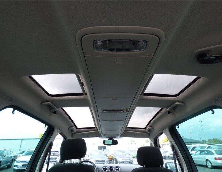 Ford Galaxy MPV 2,0 l 103 kw