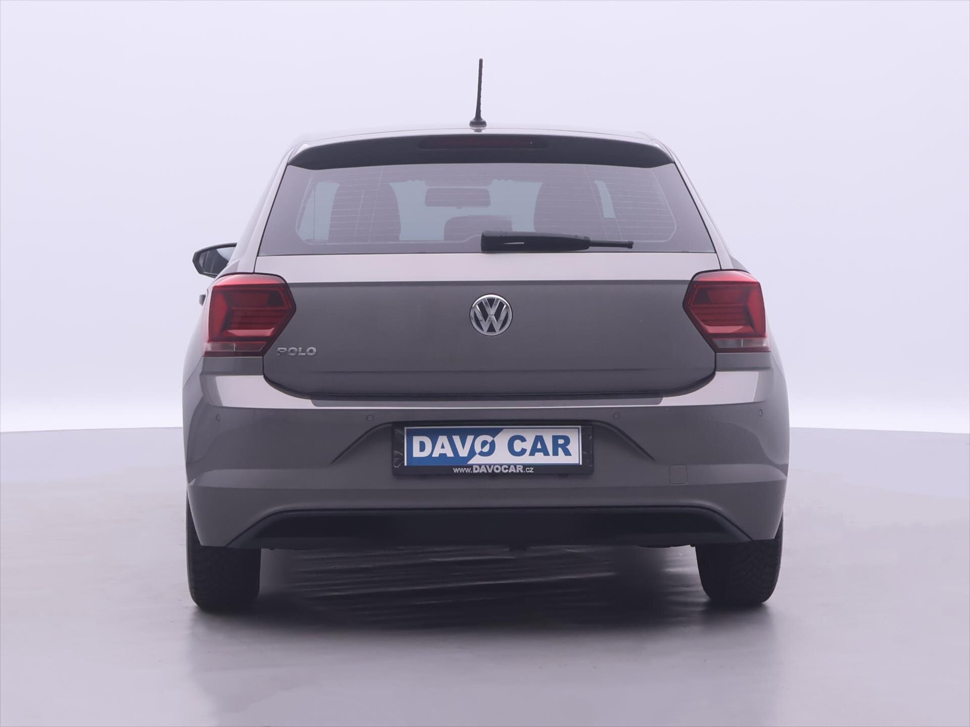 Volkswagen Polo Hatchback 999,0 48 kw