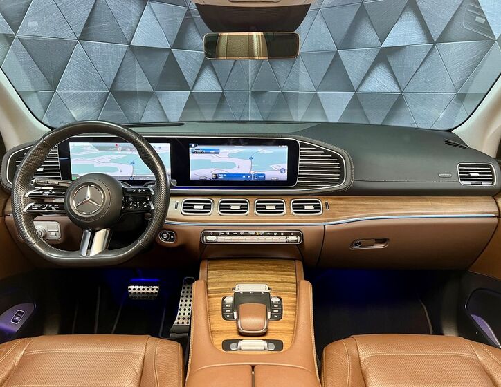 Mercedes-Benz GLS 10