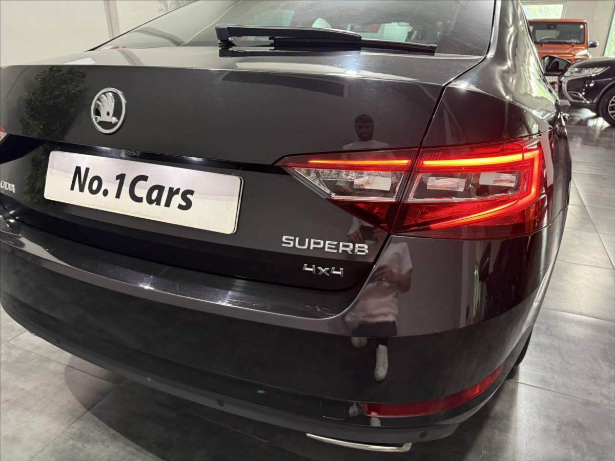 Škoda Superb